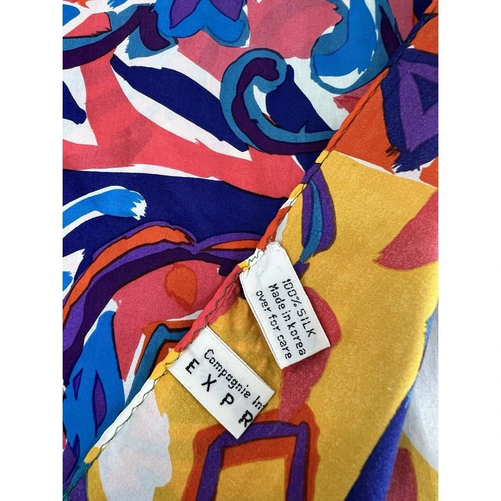 Vintage Scarf Design By Express‎ Silk Measuring 82